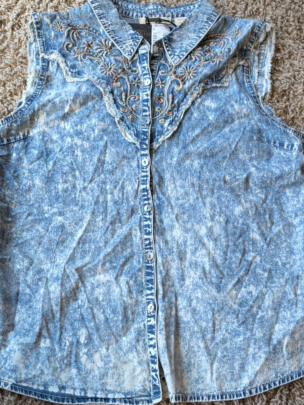 NWT Miss Me Acid Wash Sleeveless Embroidered Faux Denim Shirt W/Lace Size Large